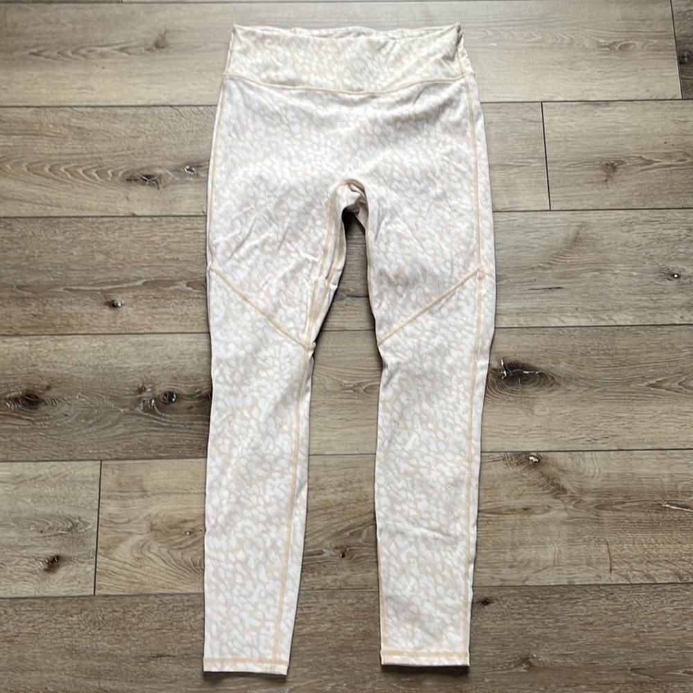Fabletics Trinity Motion 365 High Rise Leggings Patterned - Picture 3 of 11